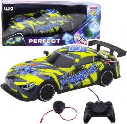 Voiture de course RC avec carrosserie lumineuse – jaune