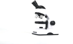Microscope pour les petits scientifiques