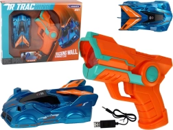 Voiture Bleue Grimpant aux Murs au Laser