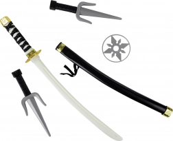 Ensemble Ninja avec couteaux et étoiles de lancer