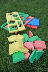 Formes géométriques sur plaques en mousse