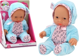 Petite poupée – bébé en tenue bleue avec bonnet à oreilles