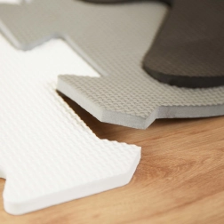 Bieco tapis de jeu en mousse alphabet black & white, 26 pcs