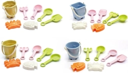 Set de sable avec seau et outils