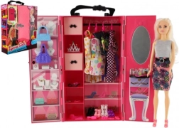 Poupée Lynna avec armoire en plastique 30 cm avec accessoires dans une boîte 26x32x8 cm
