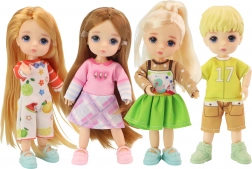 Poupée en robe d’été