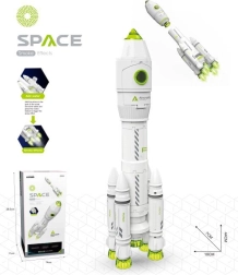 Fusée spatiale avec astronaute – fumée, lumière et son