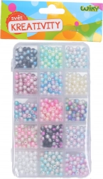 Set de perles avec ciseaux et fil