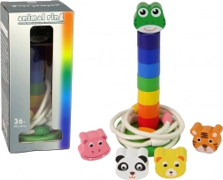 Pyramide éducative en bois et anneaux avec animaux