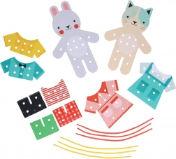 Enfilage de vêtements avec motif de chat et de lapin