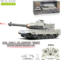 Tank blanc télécommandé tirant des billes de gel