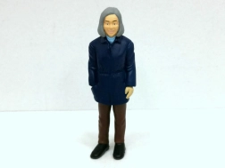 Figurine d’homme en veste 12,6 cm