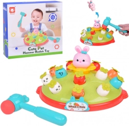 Frappez au marteau - jeu avec petites carottes et lapin