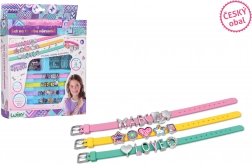 Création de bracelets avec lettres – emballage tchèque