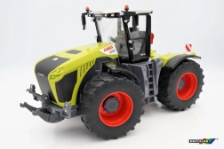 Modèle de tracteur Britains CLAAS Xerion 5000