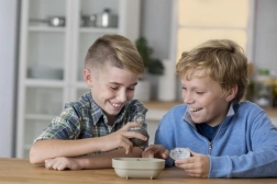 Géodes à cristaux en croissance de MAC TOYS – kit expérimental