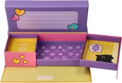 Boîte violette pour bijoux et babioles