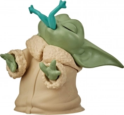 Figurine GROGU avec grenouille 6,5 cm de Hasbro – STAR WARS: THE MANDALORIAN