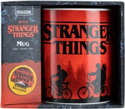 Stranger Things Mug XL avec autocollant 500 ml