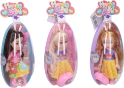 Poupée avec ballon dans un œuf 17 cm