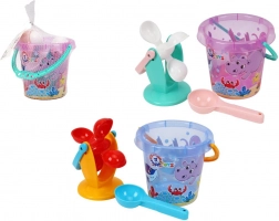 Ensemble en plastique pour sable et eau avec seau et moulin dans un filet 17 × 16 cm