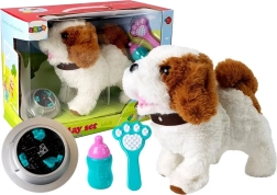 Chiot en peluche interactif avec taches blanches et brunes