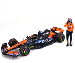 Modèle métallique McLaren MCL38 F1 1:24 avec figurine du pilote