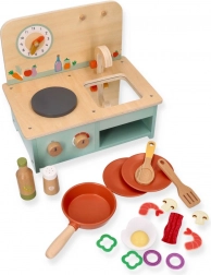 Petite cuisine en bois avec accessoires
