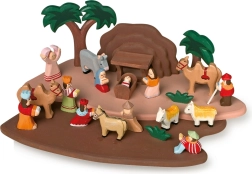 Crèche en bois avec figurines pour enfants small foot