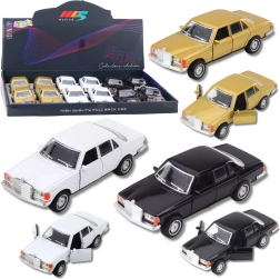 modèle classique de voiture en métal 1:32 avec mécanisme à remonter, lumières et sons, portes ouvrantes (assortiment de couleurs)