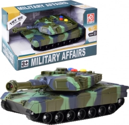 Char d’assaut militaire avec effets de lumière et de son