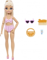 Barbie Dream Besties poupée stylée en maillot de bain
