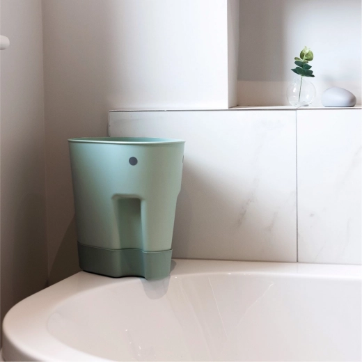 Prise en main facile et utilisation directement près de la baignoire