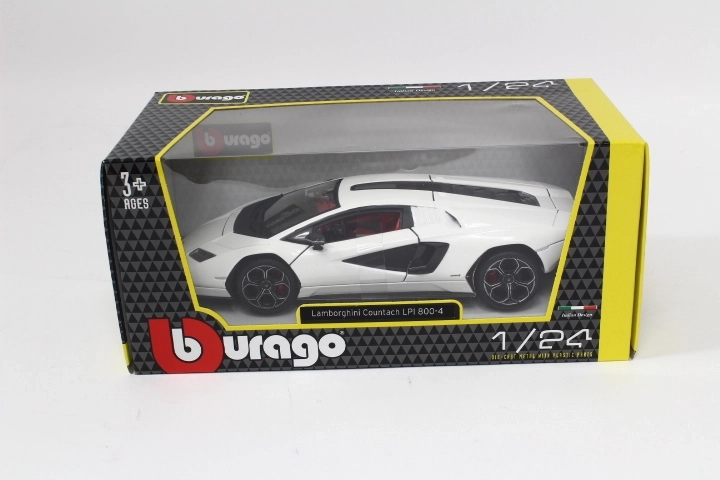 Bburago Lamborghini Countach LPI 800-4 blanc 1:24
