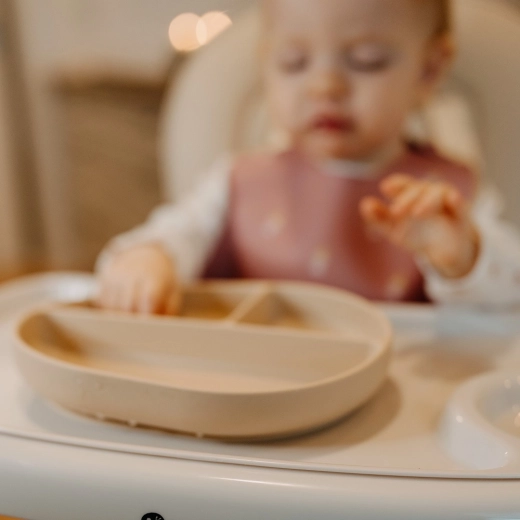 Ventouse pour une stabilité sur la table et la chaise haute