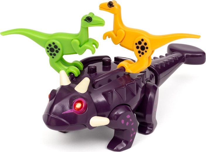 Yeux lumineux et rugissement activé par le mouvement