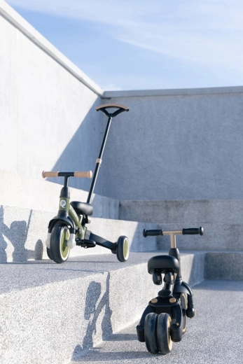 3-en-1 : tricycle avec guidage, tricycle et draisienne