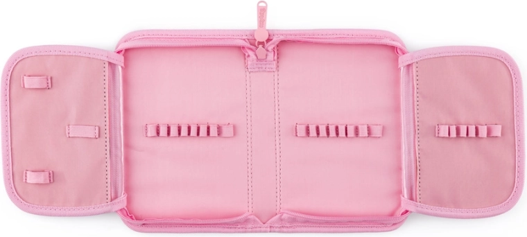 Organisation claire avec 25 passants