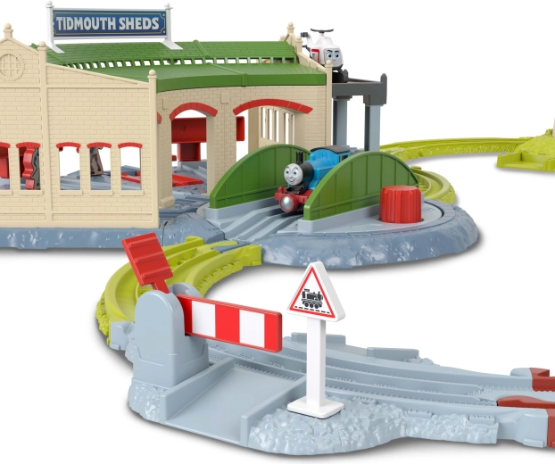 Éléments interactifs sur la piste : barrière, pont et moulin à vent