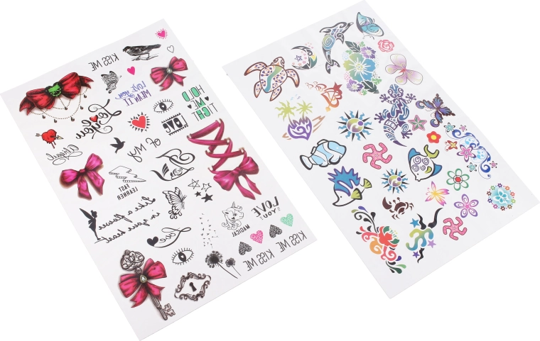 Un divertissement joyeux pour les petites coquettes