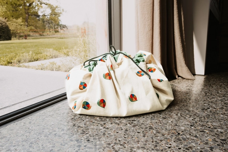 Sac élégant et pratique pour les déplacements et le rangement