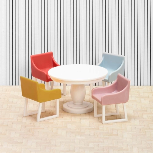 4 chaises avec accoudoirs en différentes couleurs