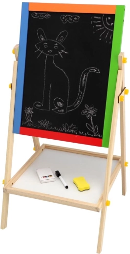 Étagère pratique et accessoires à portée de main