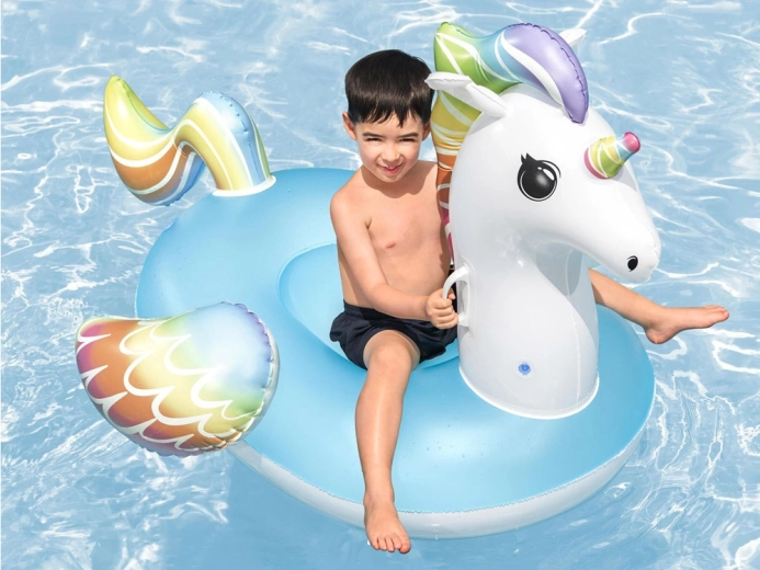 Amusement pour les enfants dans l’eau