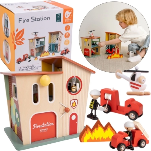 Caserne de pompiers en bois Classic World avec petite voiture et hélicoptère