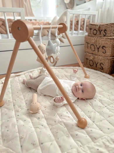 Stimulation des sens et de la motricité dès la naissance