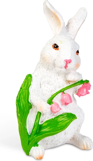 Lapin avec une fleur