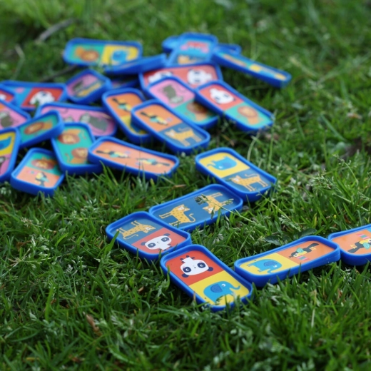 Pièces de domino extra grandes pour jouer facilement