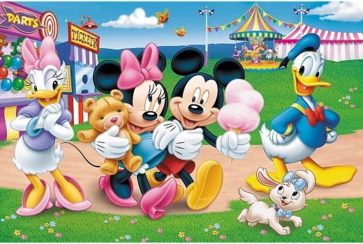 Joyeux motif de parc d’attractions