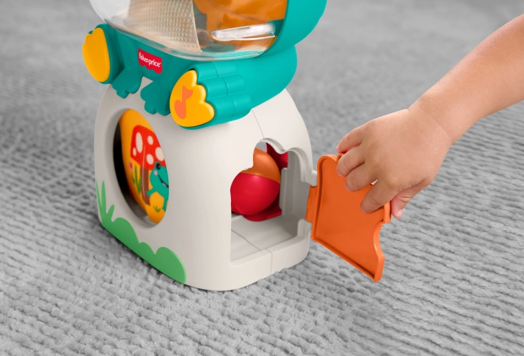 Trappe pratique pour retirer et ranger les balles